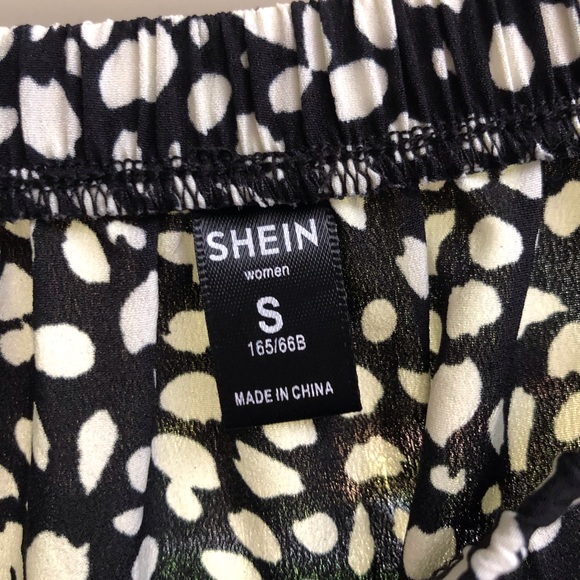 SHEIN BLACK & WHITE SKIRT - Picture 2 of 2